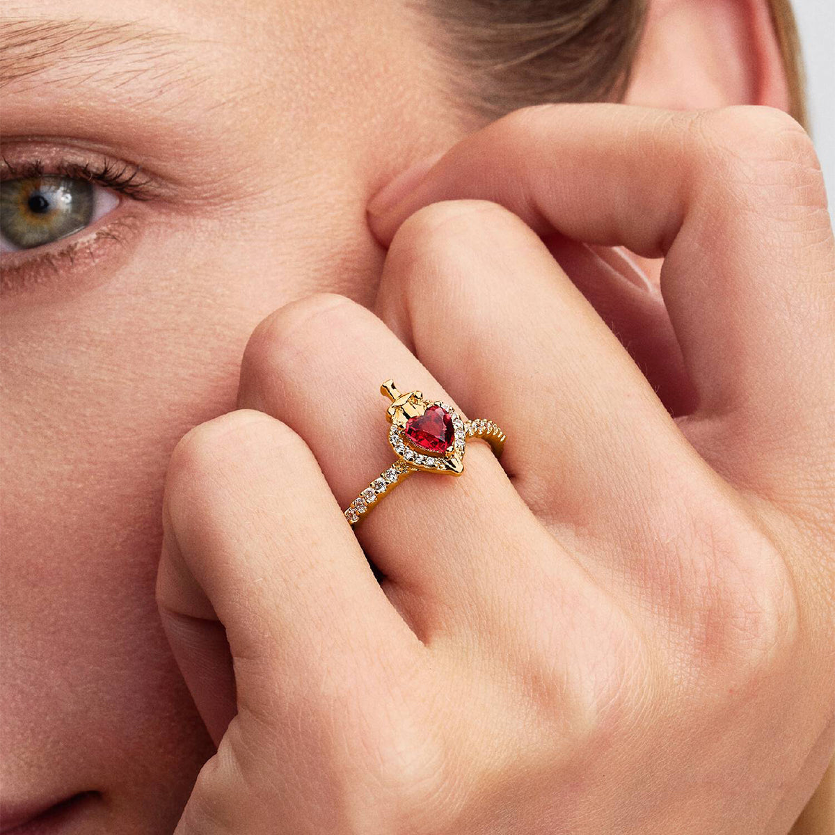 Pandora Ring, Common Metal
