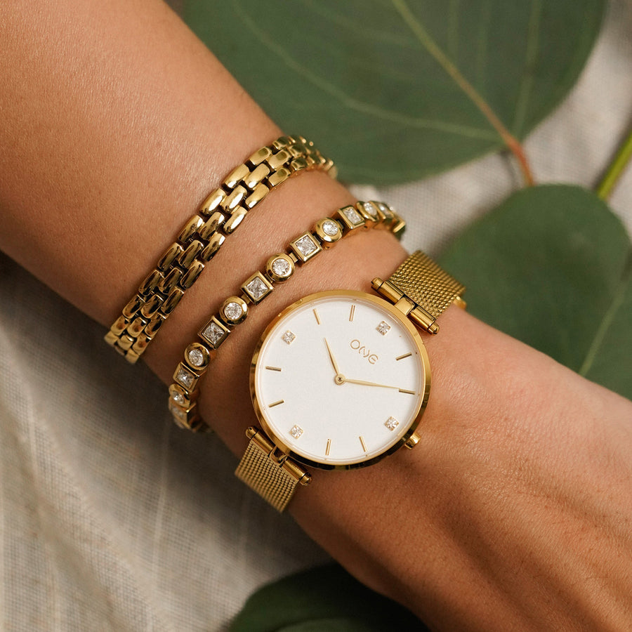 One Watch One