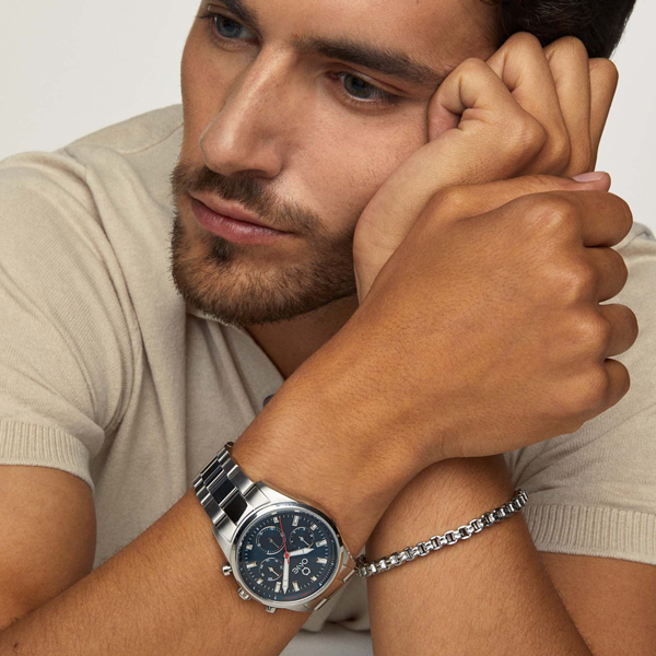 One Watch One