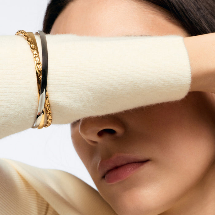 One Bangle One, Steel