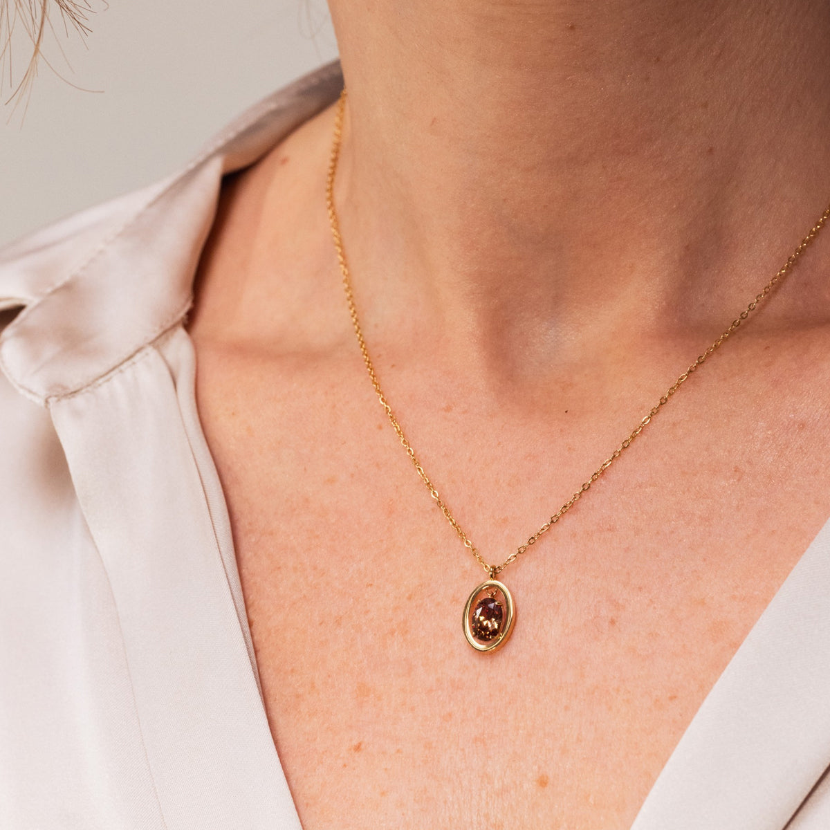 One Necklace One, Steel