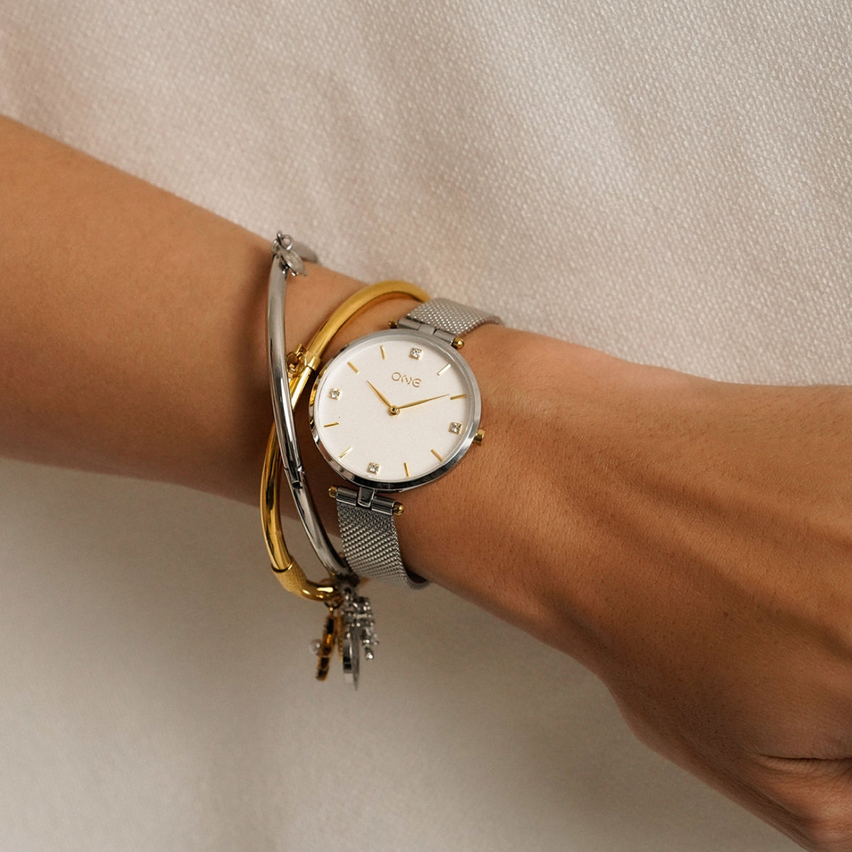 One Watch One