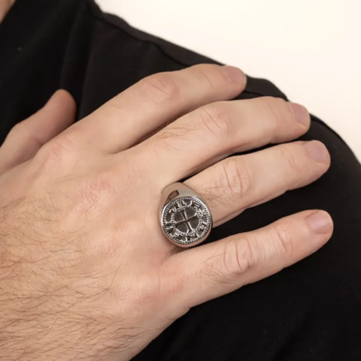 Radiant Ring Radiant, Steel